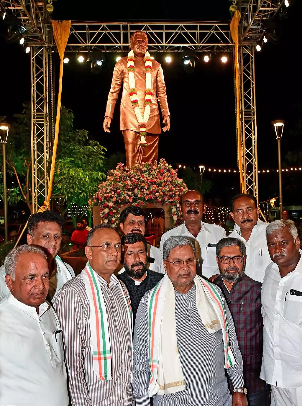 प्रभावशाली नेता थे गुंडू राव: Siddaramaiah प्रभावशाली नेता थे गुंडू राव: Siddaramaiah