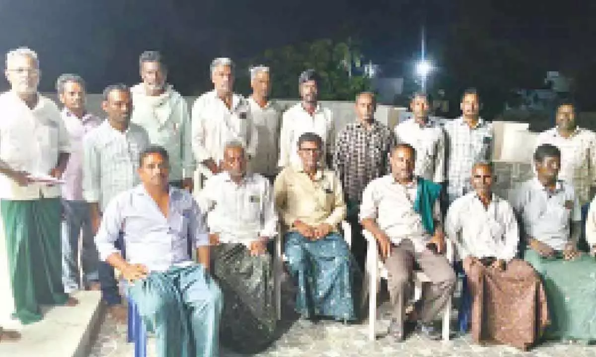 लाभकारी मूल्य के लिए किसानों ने 20 मई को बंद का किया आह्वान लाभकारी मूल्य के लिए किसानों ने 20 मई को बंद का किया आह्वान