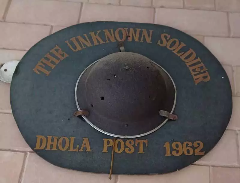 Punjab: जहां किंवदंतियां कभी नहीं मरतीं, हेलमेट, एक नायक और युद्ध की कहानी Punjab: जहां किंवदंतियां कभी नहीं मरतीं, हेलमेट, एक नायक और युद्ध की कहानी