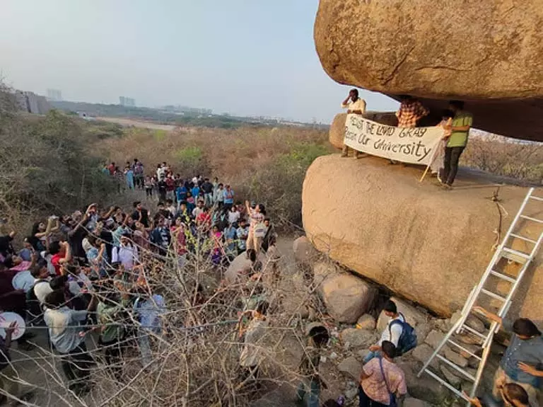 Telangana सरकार ने सुप्रीम कोर्ट से कहा- वह सतत भूमि विकास के लिए प्रतिबद्ध Telangana सरकार ने सुप्रीम कोर्ट से कहा- वह सतत भूमि विकास के लिए प्रतिबद्ध