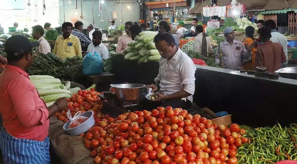 बाजार विश्लेषण: अधिकांश सब्जियों की कीमतों में मामूली वृद्धि बाजार विश्लेषण: अधिकांश सब्जियों की कीमतों में मामूली वृद्धि