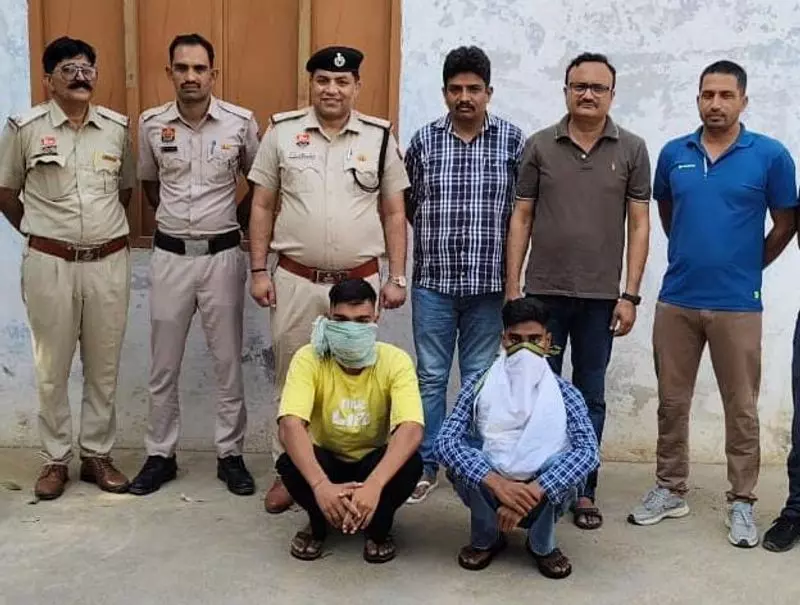 Sirsa हत्याकांड का खुलासा, युवक और उसका दोस्त गिरफ्तार Sirsa हत्याकांड का खुलासा, युवक और उसका दोस्त गिरफ्तार