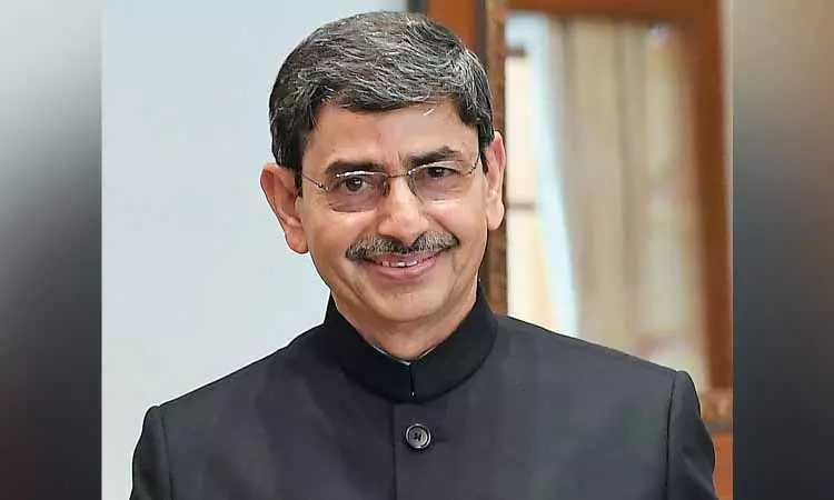 तमिलनाडु के राज्यपाल RN रवि अचानक चार दिवसीय यात्रा पर दिल्ली रवाना हुए तमिलनाडु के राज्यपाल RN रवि अचानक चार दिवसीय यात्रा पर दिल्ली रवाना हुए