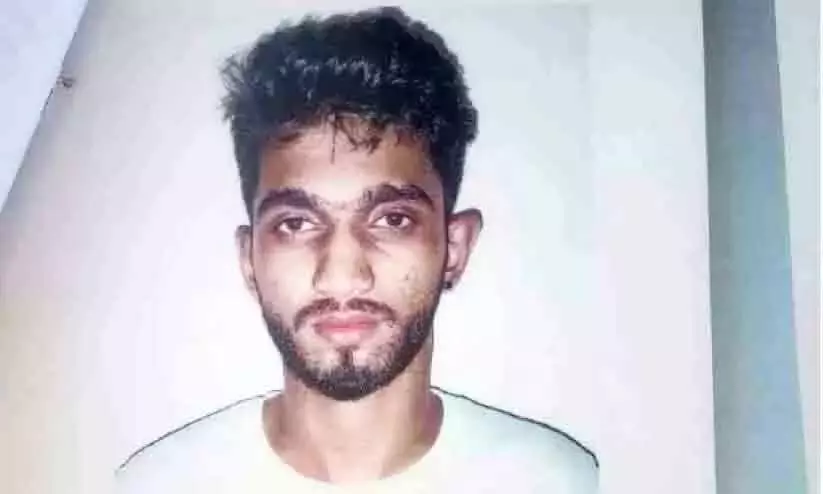 लड़की से छेड़छाड़ करने वाले को 50 साल की जेल और 1.5 लाख का जुर्माना लड़की से छेड़छाड़ करने वाले को 50 साल की जेल और 1.5 लाख का जुर्माना