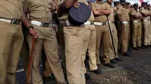 Kerala सरकार ने पुलिस थानों में गिरफ्तारी सूचना अधिकारी नियुक्त किये Kerala सरकार ने पुलिस थानों में गिरफ्तारी सूचना अधिकारी नियुक्त किये