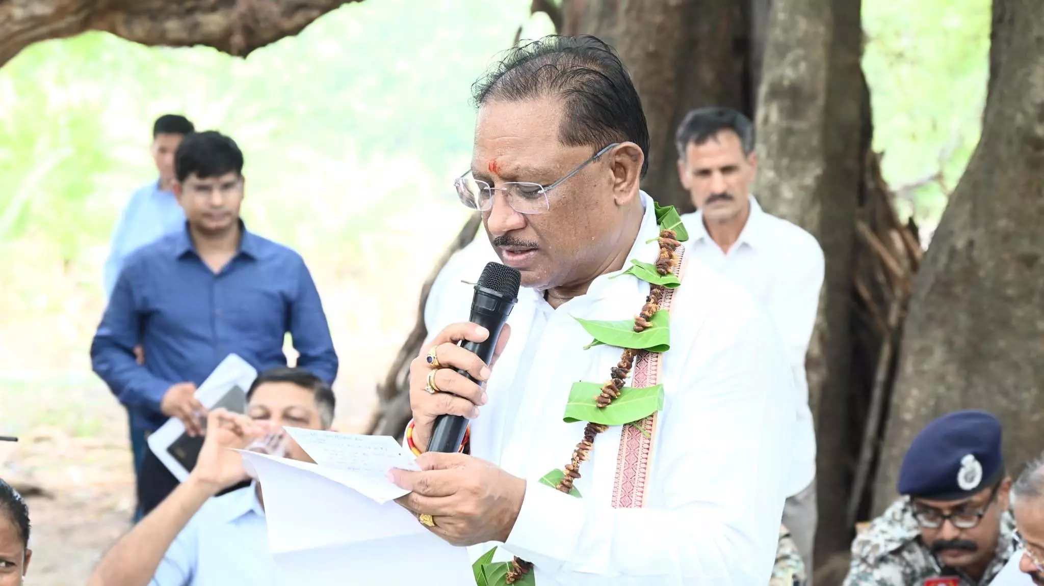 सुदूर अंचलों तक पहुंच रहा विकास, यही तो है सुशासन तिहार : CM विष्णुदेव साय सुदूर अंचलों तक पहुंच रहा विकास, यही तो है सुशासन तिहार : CM विष्णुदेव साय