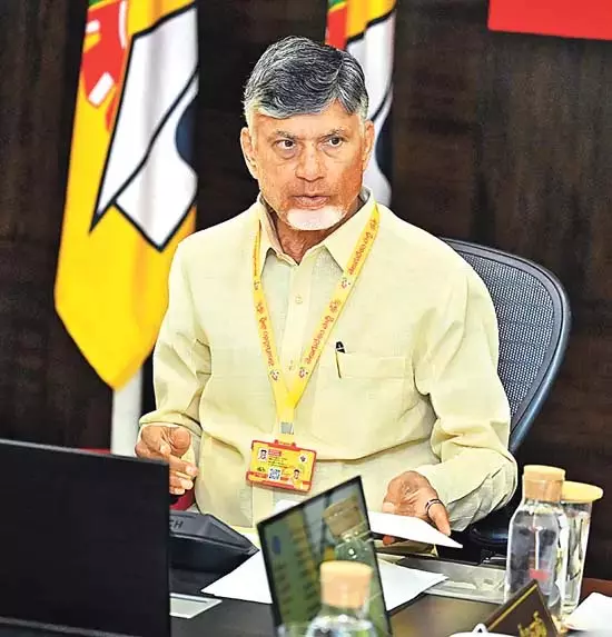 CM Chandrababu : मुफ्त सिलेंडर के लिए नकद राशि लाभार्थियों के खातों में अग्रिम रूप से जमा की जाएगी CM Chandrababu : मुफ्त सिलेंडर के लिए नकद राशि लाभार्थियों के खातों में अग्रिम रूप से जमा की जाएगी