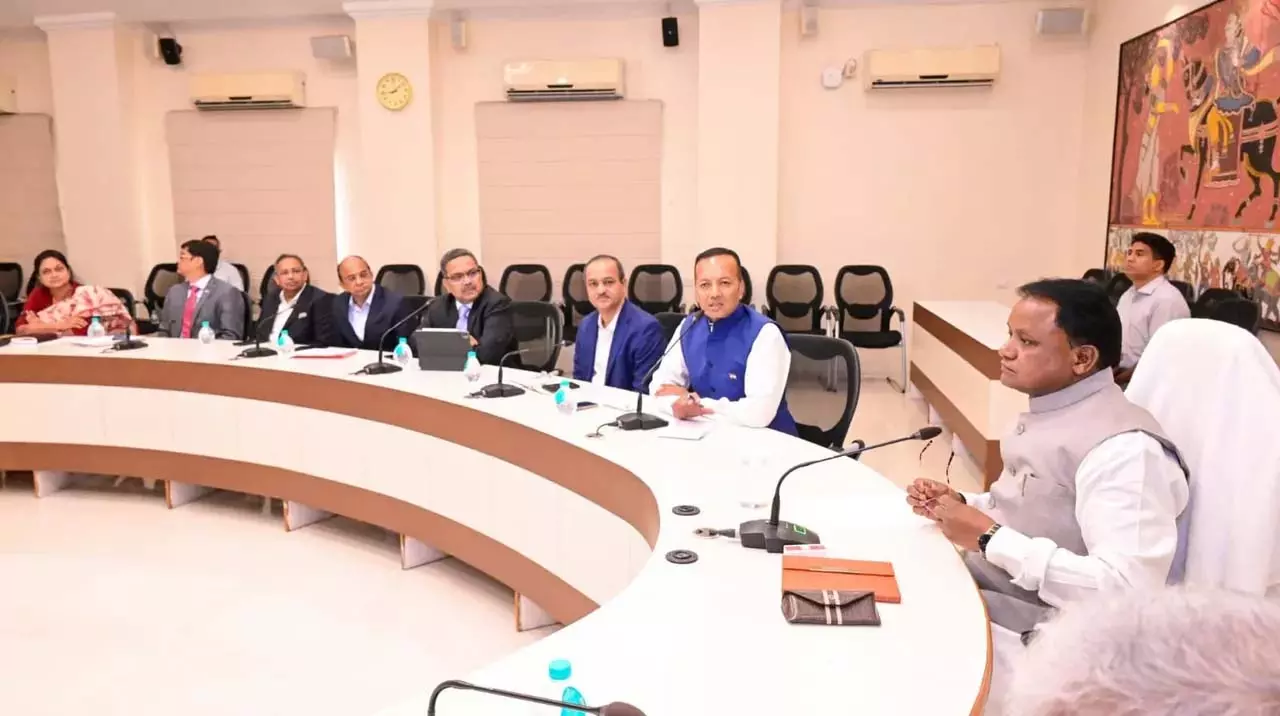 CM ओडिशा में इस्पात क्षेत्र की प्रमुख कम्पनियों को हरसंभव सहायता का आश्वासन दिया CM ओडिशा में इस्पात क्षेत्र की प्रमुख कम्पनियों को हरसंभव सहायता का आश्वासन दिया