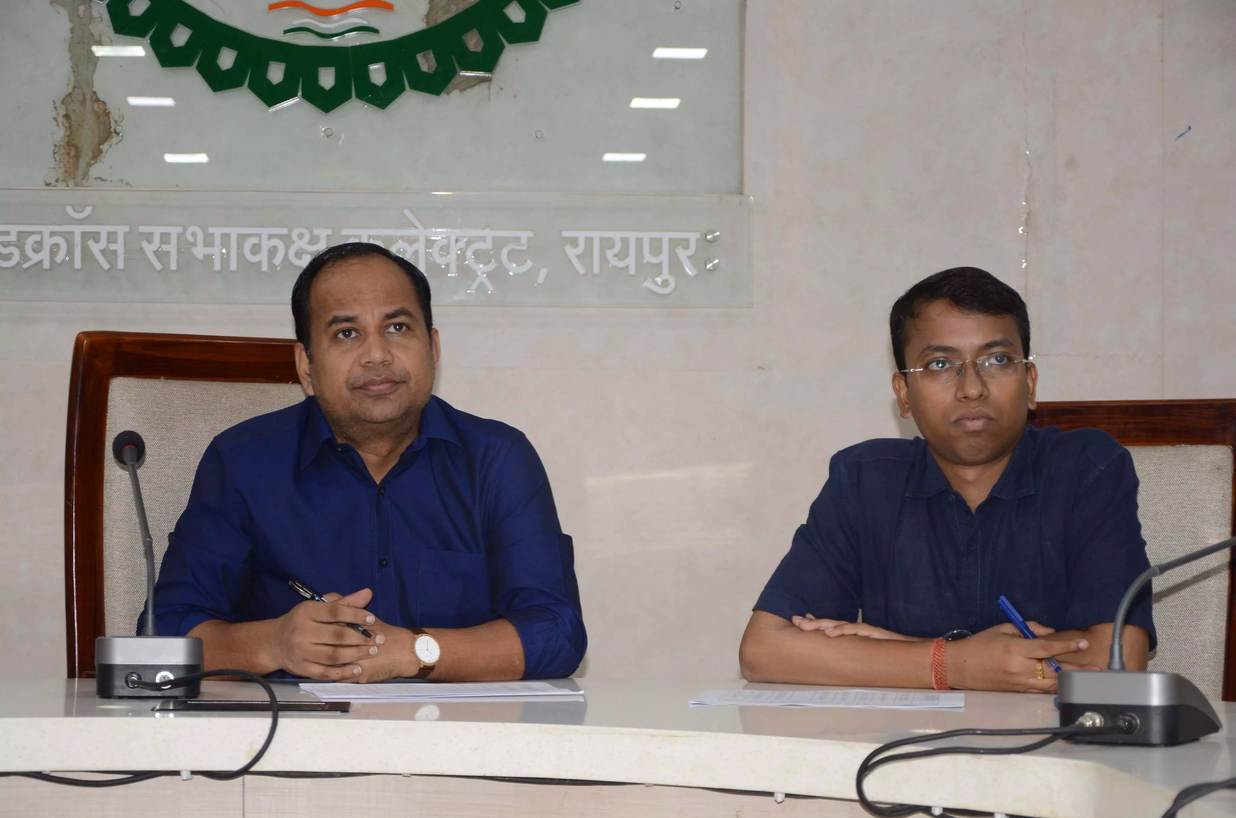 कलेक्टर ने खाद-बीज उठाव को लेकर अधिकारियों की ली बैठक कलेक्टर ने खाद-बीज उठाव को लेकर अधिकारियों की ली बैठक
