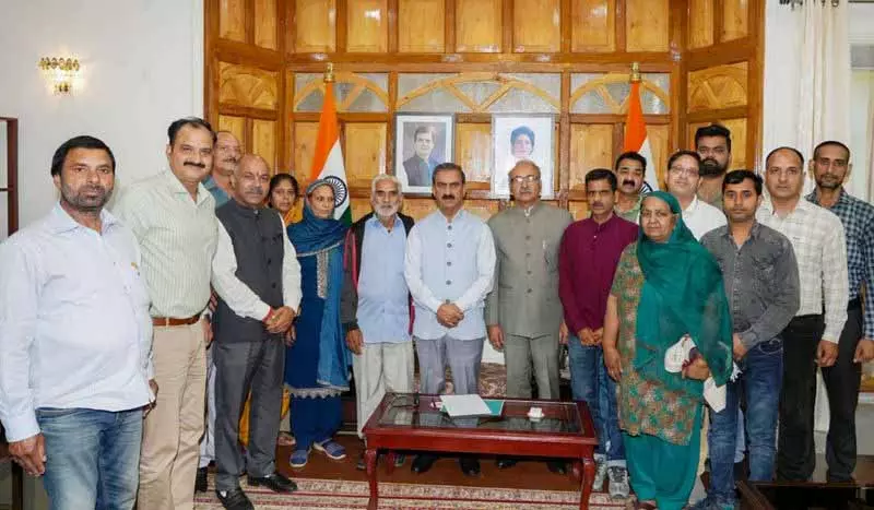 सरकार जरूरतमंदों को राहत और सहायता उपलब्ध कराएगी: CM सरकार जरूरतमंदों को राहत और सहायता उपलब्ध कराएगी: CM