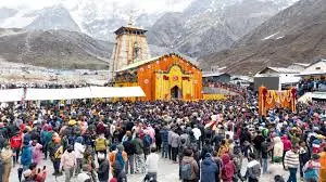 Chardham Yatra 2025 में श्रद्धालुओं की संख्या में गिरावट, 31% की कमी Chardham Yatra 2025 में श्रद्धालुओं की संख्या में गिरावट, 31% की कमी