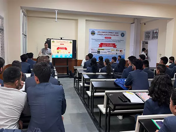हिमाचल प्रदेश विश्वविद्यालय ने HPU कैंपस कनेक्ट 2025 के तहत नौकरी मेले का किया आयोजन हिमाचल प्रदेश विश्वविद्यालय ने HPU कैंपस कनेक्ट 2025 के तहत नौकरी मेले का किया आयोजन