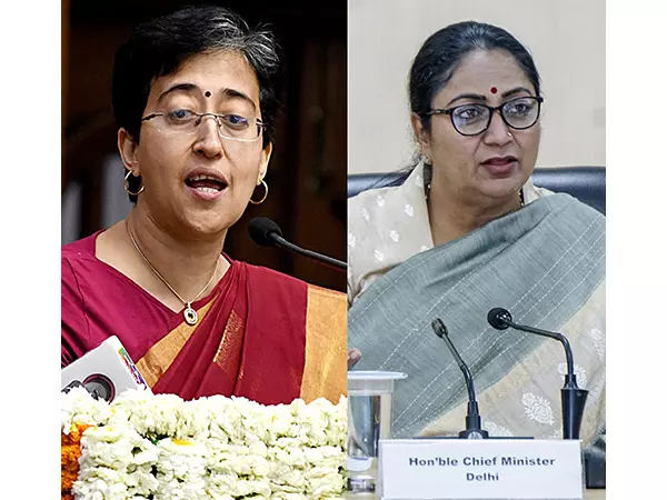 फीस विवाद पर छात्रों को निकाले जाने पर DPS द्वारका के खिलाफ कार्रवाई की मांग फीस विवाद पर छात्रों को निकाले जाने पर DPS द्वारका के खिलाफ कार्रवाई की मांग