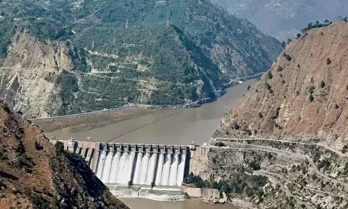 सिंधु जल संधि खत्म करने से तिलमिलाया पाकिस्तान, बुरी तरह बौखला गया