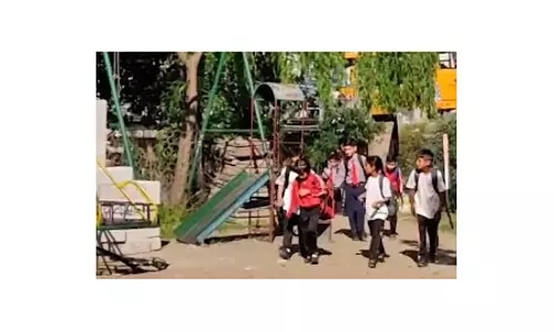 जम्मू-कश्मीर में स्थिति सामान्य, स्कूल लौटे छात्र
