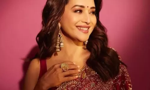 अपनी खूबसूरती से हमें हमेशा चौंकाती रहें, कुछ इस तरह काजोल ने किया माधुरी को बर्थडे विश अपनी खूबसूरती से हमें हमेशा चौंकाती रहें, कुछ इस तरह काजोल ने किया माधुरी को बर्थडे विश