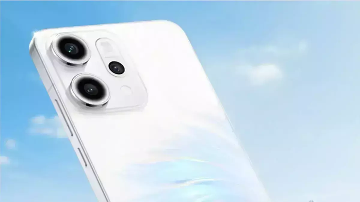 Oppo के Reno 14 Pro में होगी 6.83 इंच की स्क्रीन, 6,200mAh बैटरी