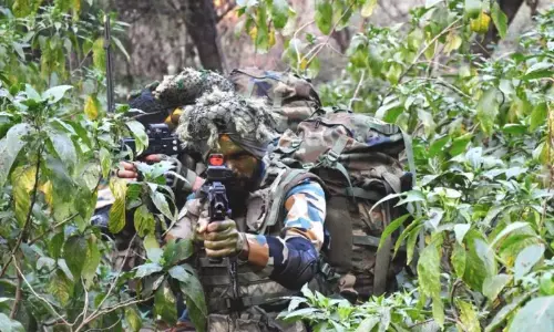 Assam राइफल्स ने मणिपुर के चंदेल जिले में 10 उग्रवादियों को मार गिराया