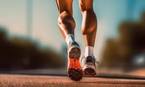 क्या दो किलोमीटर पैदल चलना एक किलोमीटर दौड़ने से बेहतर है?