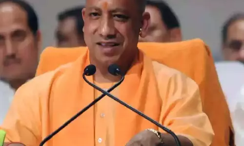 यूपी कैबिनेट की बैठक में ऑपरेशन सिंदूर , कई अहम फैसलों पर लगी मुहर यूपी कैबिनेट की बैठक में ऑपरेशन सिंदूर , कई अहम फैसलों पर लगी मुहर