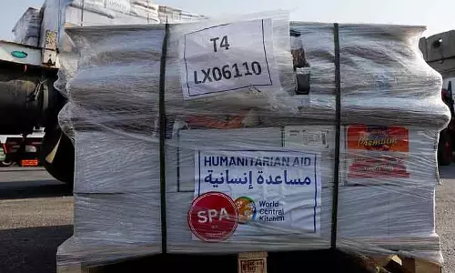 Gaza में भूखे नागरिकों को भोजन पहुंचाएगा अमेरिका समर्थित समूह, मई के अंत तक तैयारी Gaza में भूखे नागरिकों को भोजन पहुंचाएगा अमेरिका समर्थित समूह, मई के अंत तक तैयारी