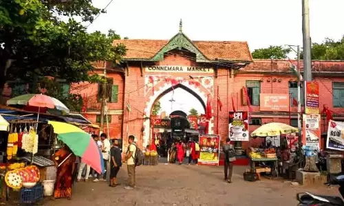 कन्नीमेरा मार्केट; दुकान ध्वस्त होने के बाद भी विवाद जारी