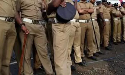 Kerala सरकार ने पुलिस थानों में गिरफ्तारी सूचना अधिकारी नियुक्त किये Kerala सरकार ने पुलिस थानों में गिरफ्तारी सूचना अधिकारी नियुक्त किये
