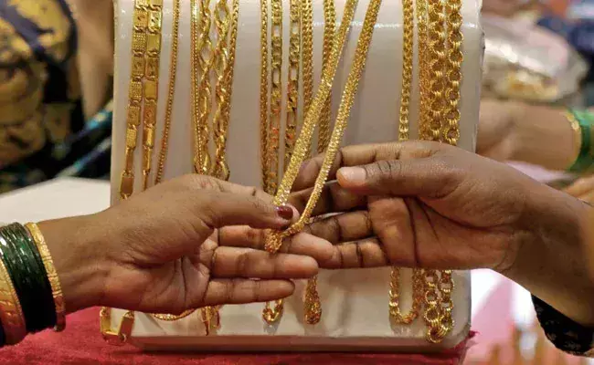 Kerala : सोने के शौकीनों के लिए खुशखबरी; कीमत में भारी गिरावट