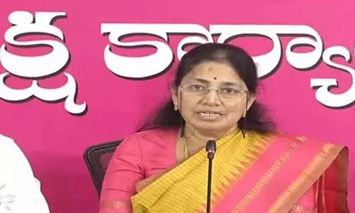 तेलंगाना की महिलाओं के अपमान को लेकर BRS नेताओं ने कांग्रेस सरकार की आलोचना की तेलंगाना की महिलाओं के अपमान को लेकर BRS नेताओं ने कांग्रेस सरकार की आलोचना की