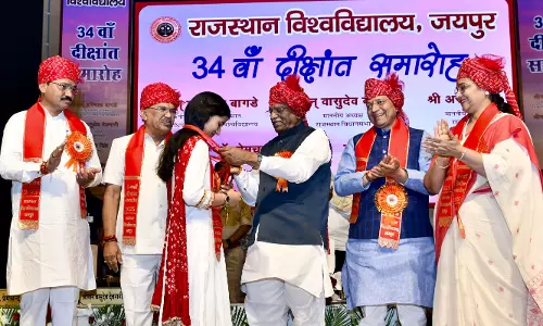 Jaipur: राजस्थान विश्वविद्यालय का दीक्षांत समारोह आयोजित Jaipur: राजस्थान विश्वविद्यालय का दीक्षांत समारोह आयोजित