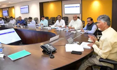 चंद्रबाबू की अध्यक्षता में SIPB की बैठक हुई 33 हजार करोड़ के निवेश पर चर्चा चंद्रबाबू की अध्यक्षता में SIPB की बैठक हुई 33 हजार करोड़ के निवेश पर चर्चा