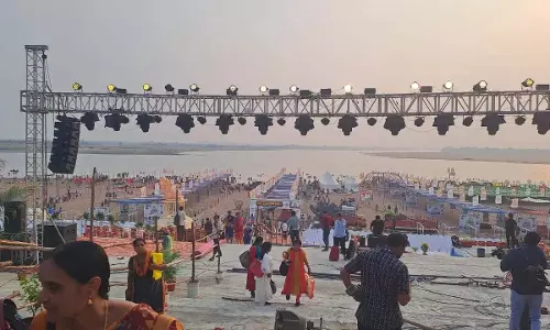Telangana: कालेश्वरम में त्रिवेणी संगम पर सरस्वती पुष्करालु की शुरुआत Telangana: कालेश्वरम में त्रिवेणी संगम पर सरस्वती पुष्करालु की शुरुआत