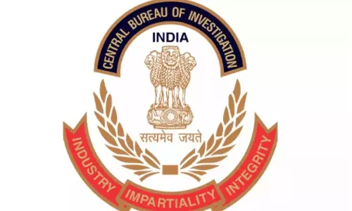 CBI ने हैदराबाद बिज़मैन, FCI अधिकारियों के खिलाफ मामला दर्ज किया CBI ने हैदराबाद बिज़मैन, FCI अधिकारियों के खिलाफ मामला दर्ज किया