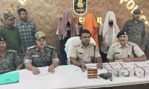 जंगल से तीन मोस्ट वांटेड नक्सली गिरफ्तार, बड़ी वारदात को अंजाम देने की तैयारी कर रहे थे