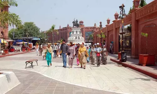 Amritsar जिले में पांच रातों तक बिजली गुल रहने के बाद स्थिति सामान्य हो रही Amritsar जिले में पांच रातों तक बिजली गुल रहने के बाद स्थिति सामान्य हो रही
