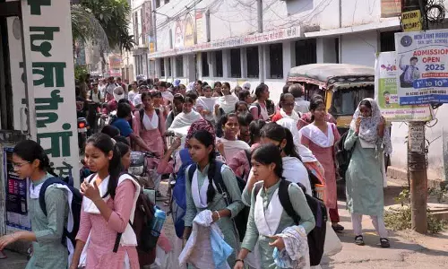 अनिश्चितता के बीच घर पर दिन बिताने के बाद, Amritsar में छात्र स्कूल लौटे