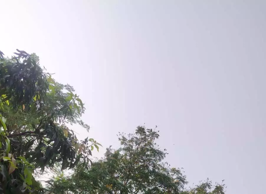रायपुर : सुबह से छाए बदली, शाम को आंधी-तूफान का अलर्ट रायपुर : सुबह से छाए बदली, शाम को आंधी-तूफान का अलर्ट