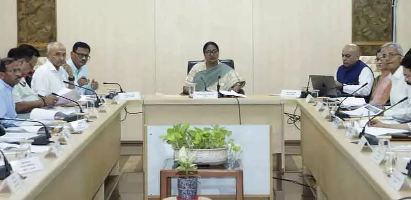 Delhi CM Gupta ने समय पर जन शिकायत निवारण पर जोर दिया Delhi CM Gupta ने समय पर जन शिकायत निवारण पर जोर दिया