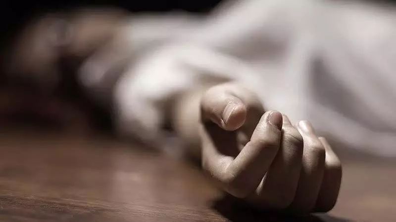 Mumbai : माहिम में चोरी के शक में हसन शेख की बेरहमी से हत्या Mumbai : माहिम में चोरी के शक में हसन शेख की बेरहमी से हत्या