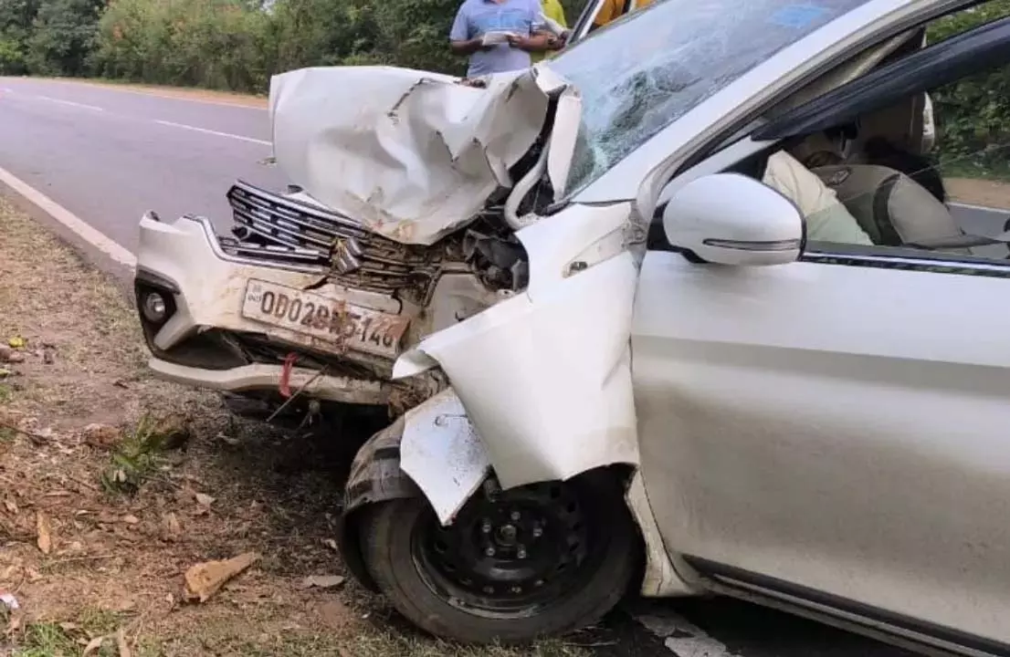 Odisha : एनएच-326 पर कार दुर्घटना में एक परिवार के तीन सदस्यों की मौत, 3 घायल Odisha : एनएच-326 पर कार दुर्घटना में एक परिवार के तीन सदस्यों की मौत, 3 घायल
