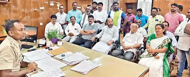 Odisha : पाटी सुन्नपुरम में शांति स्थापित करने के लिए कदम उठाए जाने चाहिए Odisha : पाटी सुन्नपुरम में शांति स्थापित करने के लिए कदम उठाए जाने चाहिए