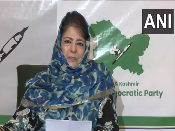 महबूबा मुफ्ती ने तुलबुल नौवहन परियोजना को फिर से शुरू करने की Omar Abdullah की वकालत की आलोचना की महबूबा मुफ्ती ने तुलबुल नौवहन परियोजना को फिर से शुरू करने की Omar Abdullah की वकालत की आलोचना की