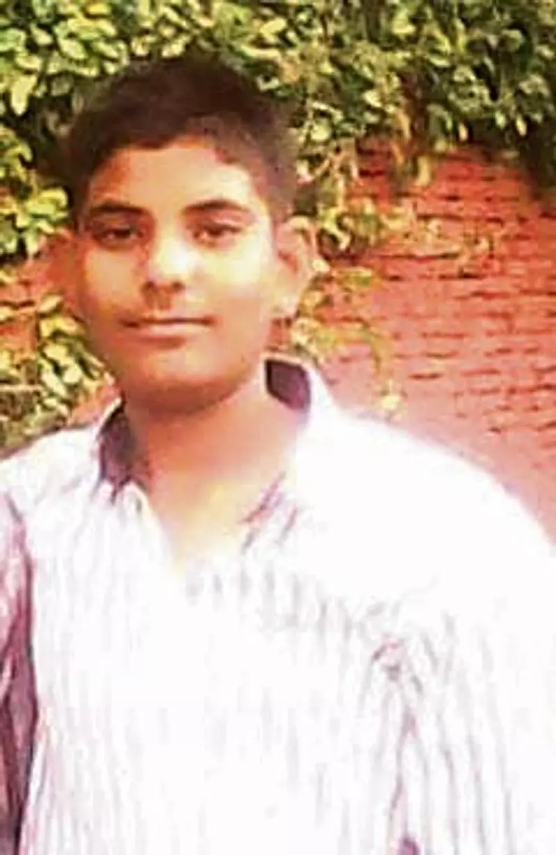 Pakistani जासूस को प्रति फोटो, वीडियो 5 हजार रुपये मिल रहे थे Pakistani जासूस को प्रति फोटो, वीडियो 5 हजार रुपये मिल रहे थे