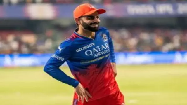 भारतीय क्रिकेटर विराट कोहली IPL 2025 के लिए बेंगलुरु पहुंचे, प्रशंसक खुश भारतीय क्रिकेटर विराट कोहली IPL 2025 के लिए बेंगलुरु पहुंचे, प्रशंसक खुश