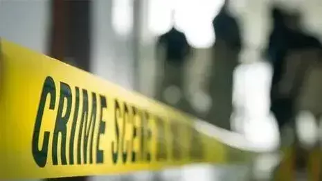 Kerala: रिश्तेदार के घर में मृत मिला युवक, खून से लथपथ पड़ा था शव Kerala: रिश्तेदार के घर में मृत मिला युवक, खून से लथपथ पड़ा था शव