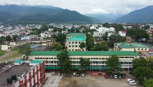 Haldwani: छात्र संघ चुनाव को लेकर विश्वविद्यालय में गरमाया माहौल Haldwani: छात्र संघ चुनाव को लेकर विश्वविद्यालय में गरमाया माहौल