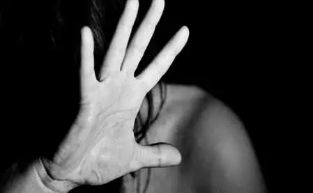 पांच महिला कर्मचारियों ने तुमकुरु के डिप्टी Tumakuru (होमगार्ड्स) पर उत्पीड़न का आरोप लगाया पांच महिला कर्मचारियों ने तुमकुरु के डिप्टी Tumakuru (होमगार्ड्स) पर उत्पीड़न का आरोप लगाया