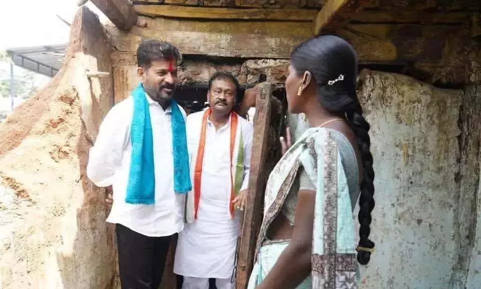 Telangana: रेवंत ने कामारेड्डी में बेघर परिवारों से किया वादा पूरा किया Telangana: रेवंत ने कामारेड्डी में बेघर परिवारों से किया वादा पूरा किया