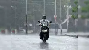 Kerala में अगले दो दिनों में भारी बारिश की संभावना, पांच जिलों में ऑरेंज अल Kerala में अगले दो दिनों में भारी बारिश की संभावना, पांच जिलों में ऑरेंज अल