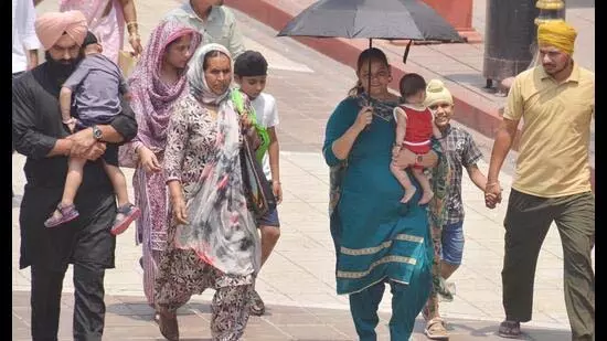 Bathinda में पारा 43.5°C पहुंचा Bathinda में पारा 43.5°C पहुंचा